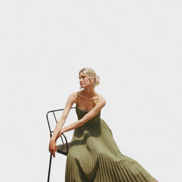 Melissa - Vestido Midi Plissado